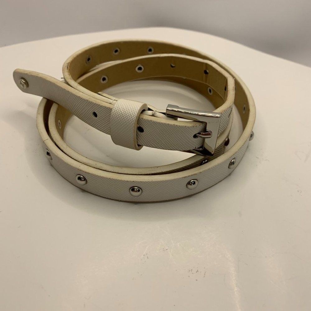 White and Silver Thin Belt
